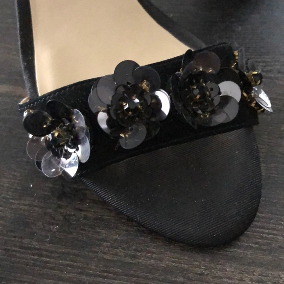 Nine West Flower Embellished Block Heel Sandals - Picture 2 of 4
